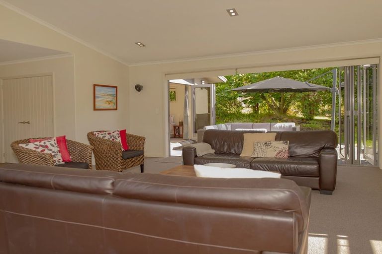 Photo of property in 9 Taunui Place, Cooks Beach, Whitianga, 3591