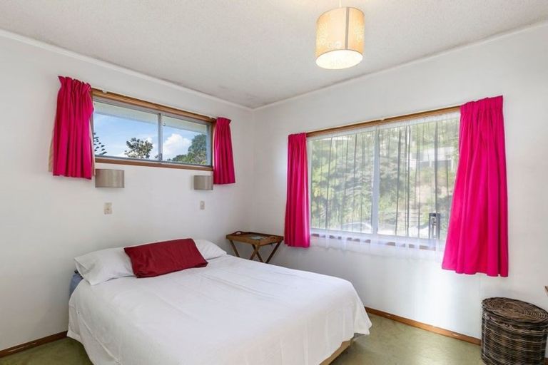 Photo of property in 4 Randolph Road, Crofton Downs, Wellington, 6035