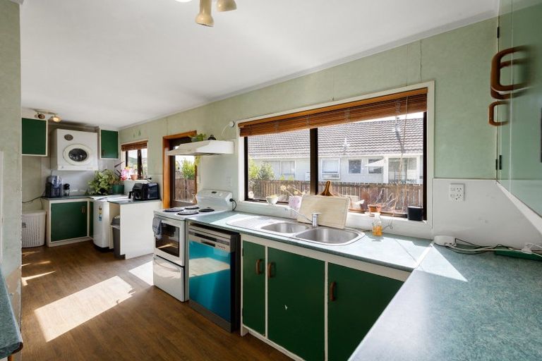 Photo of property in 19 Elmwood Crescent, Pukete, Hamilton, 3200