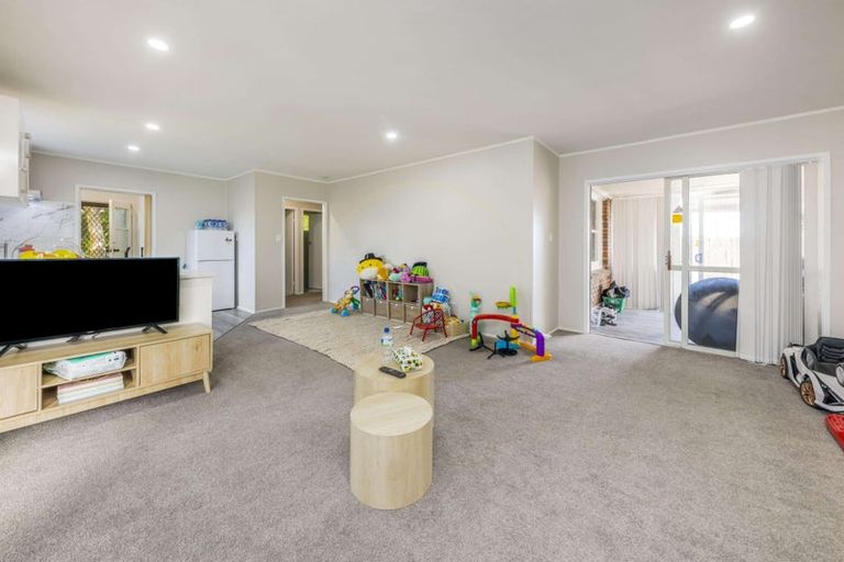 Photo of property in 4/86 Carruth Road, Papatoetoe, Auckland, 2025