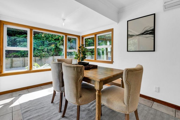 Photo of property in 21a Bracken Street, New Plymouth, 4310