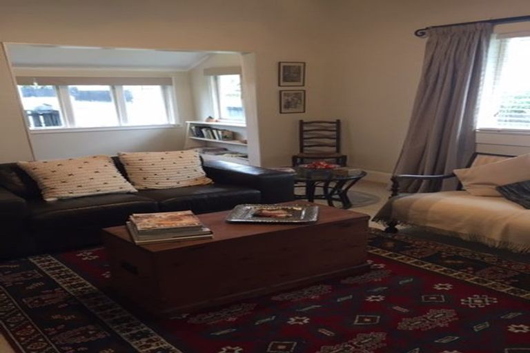 Photo of property in 42 Maxwell Avenue, Durie Hill, Whanganui, 4500