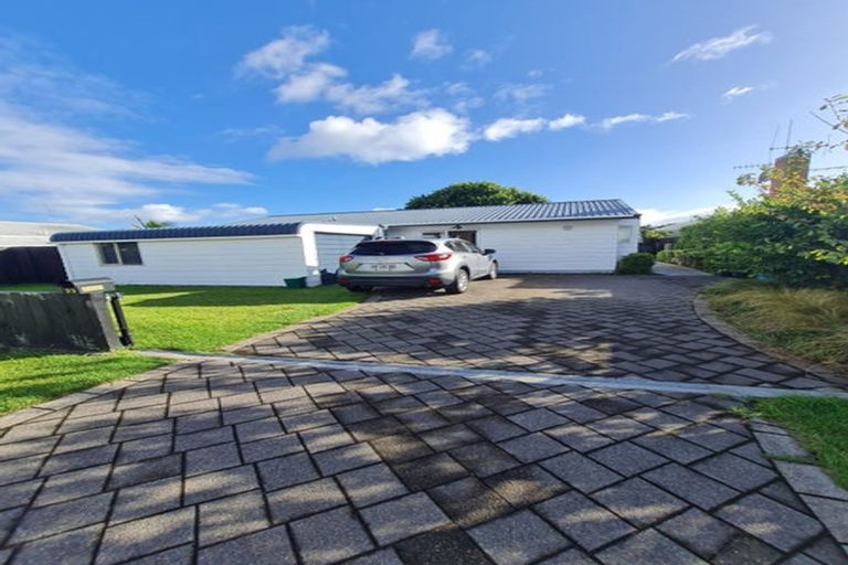 Photo of property in 23 Ngatai Road, Otumoetai, Tauranga, 3110