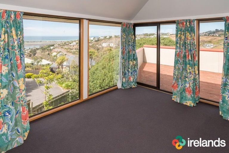 Photo of property in 10 Santa Maria Avenue, Mount Pleasant, Christchurch, 8081