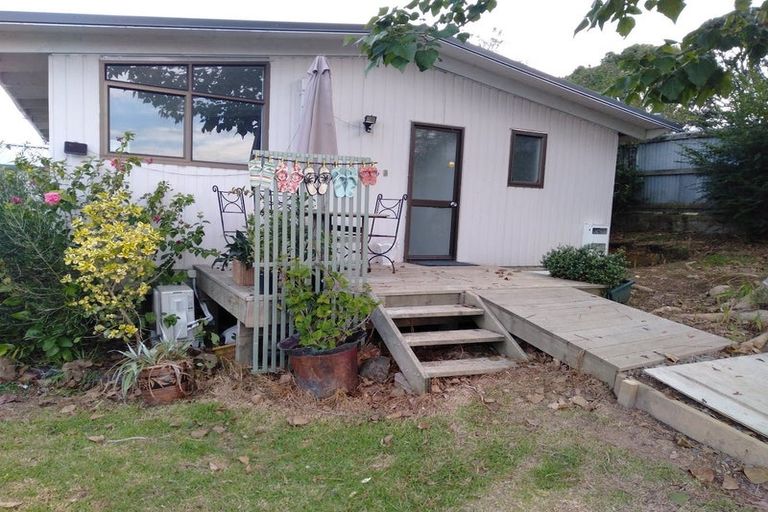 Photo of property in 4 Shelly Beach Road, Surfdale, Waiheke Island, 1081