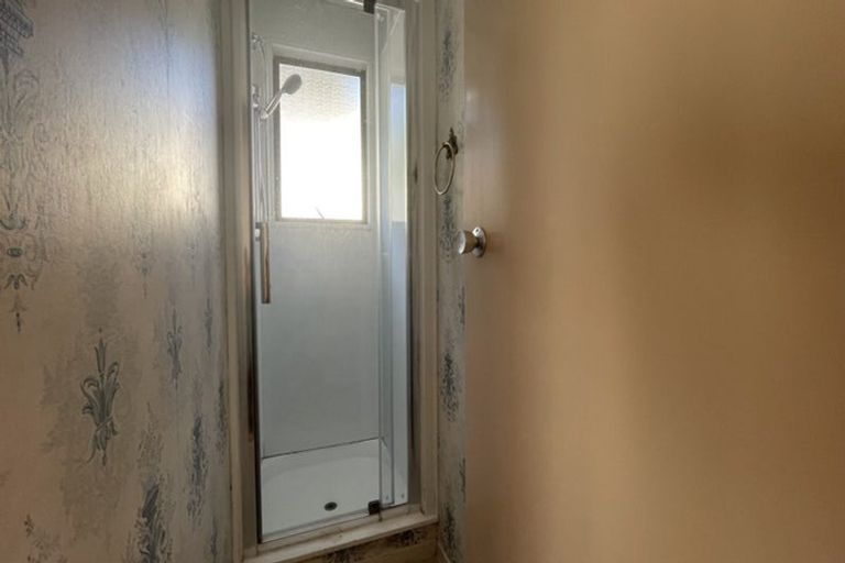 Photo of property in 39 Pemberton Avenue, Bayview, Auckland, 0629