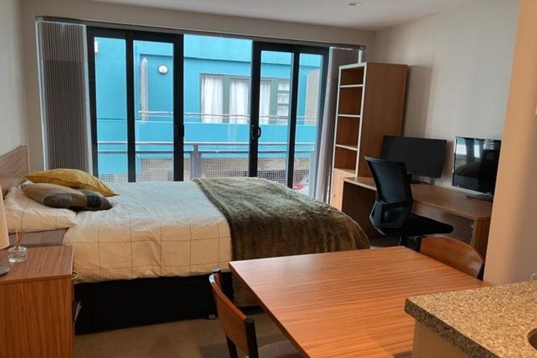 Photo of property in Dual Apartments, 108/142 Vivian Street, Te Aro, Wellington, 6011