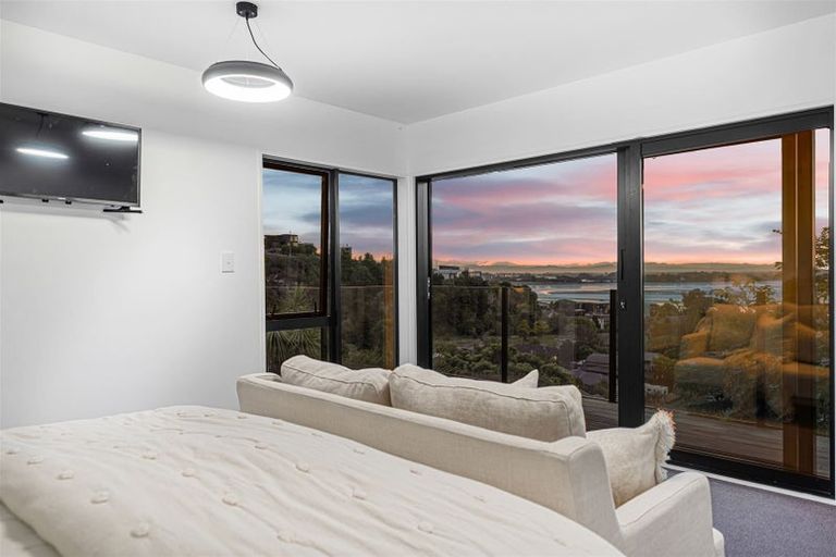 Photo of property in 29 Soleares Avenue, Mount Pleasant, Christchurch, 8081