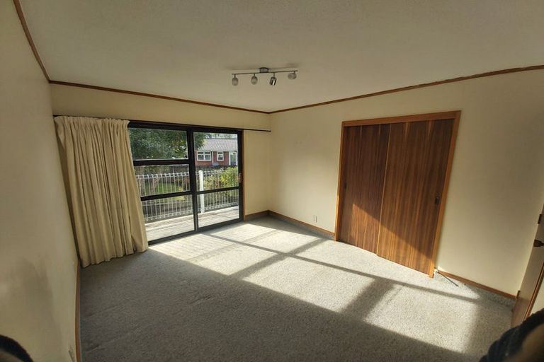 Photo of property in 30 Penning Road, Castor Bay, Auckland, 0620