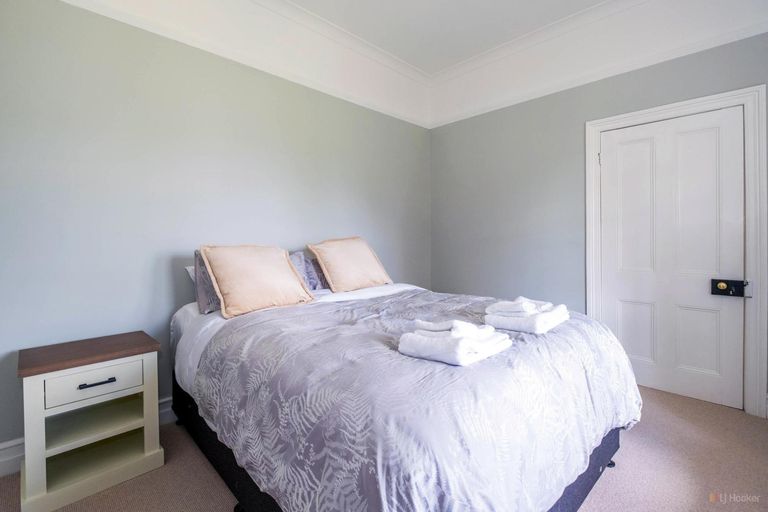 Photo of property in 43 Rhodes Street, Waimate, 7924