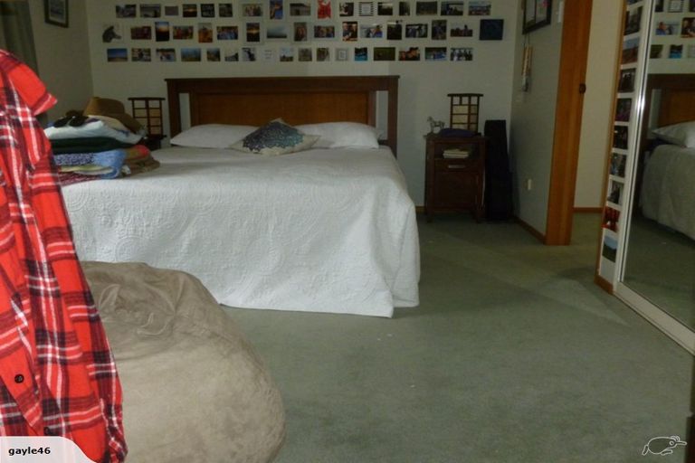 Photo of property in 15 Brockworth Place, Riccarton, Christchurch, 8011