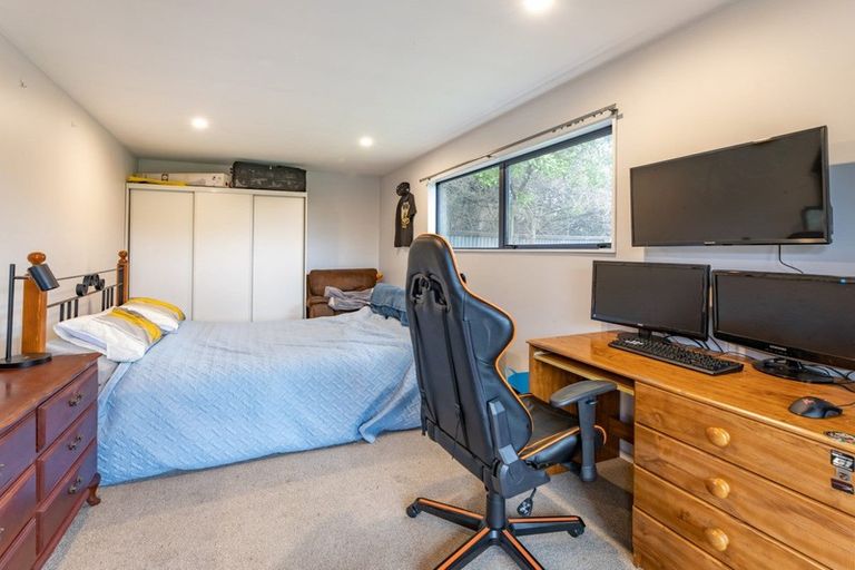 Photo of property in 10 Lomax Place, Islington, Christchurch, 8042