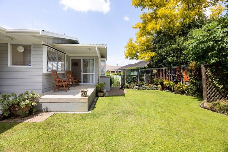 Photo of property in 69 Poaka Avenue, Dinsdale, Hamilton, 3204