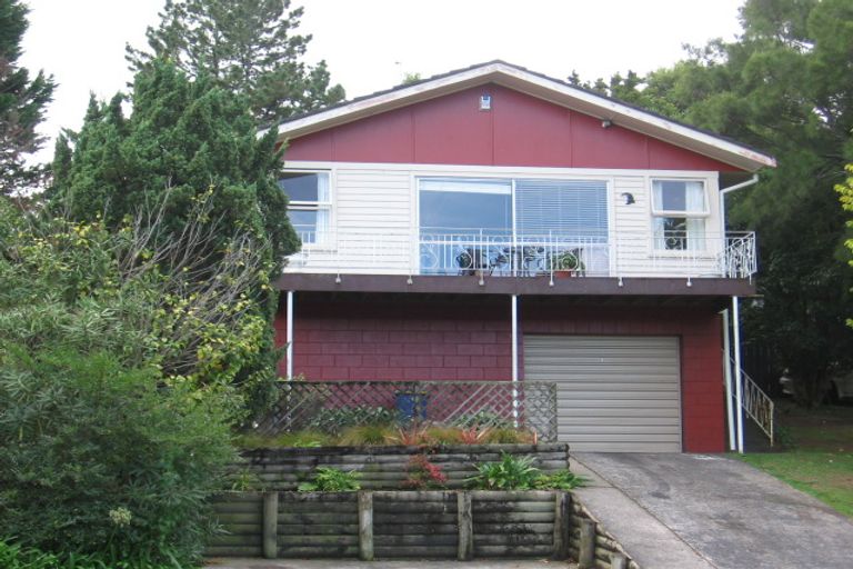 Photo of property in 2/98a Captain Scott Road, Glen Eden, Auckland, 0602
