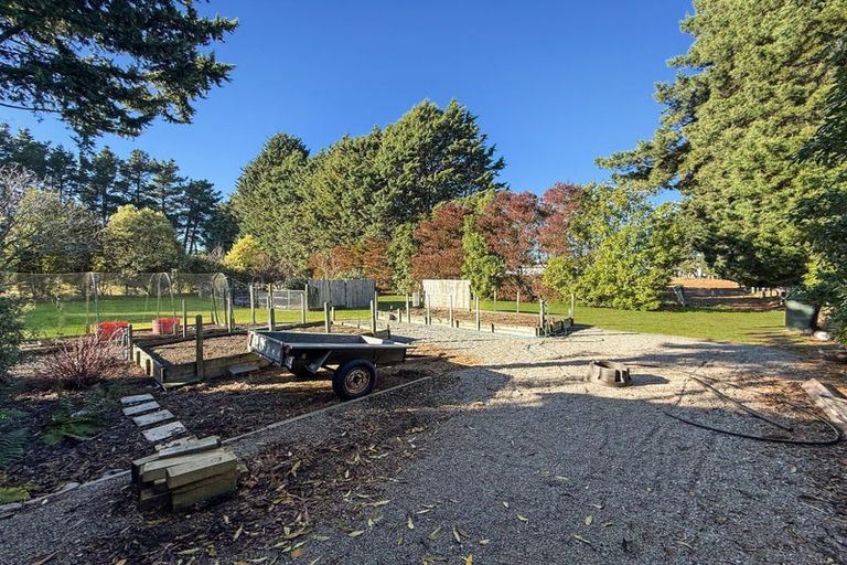 Photo of property in 336 Hasketts Road, Yaldhurst, Christchurch, 7678