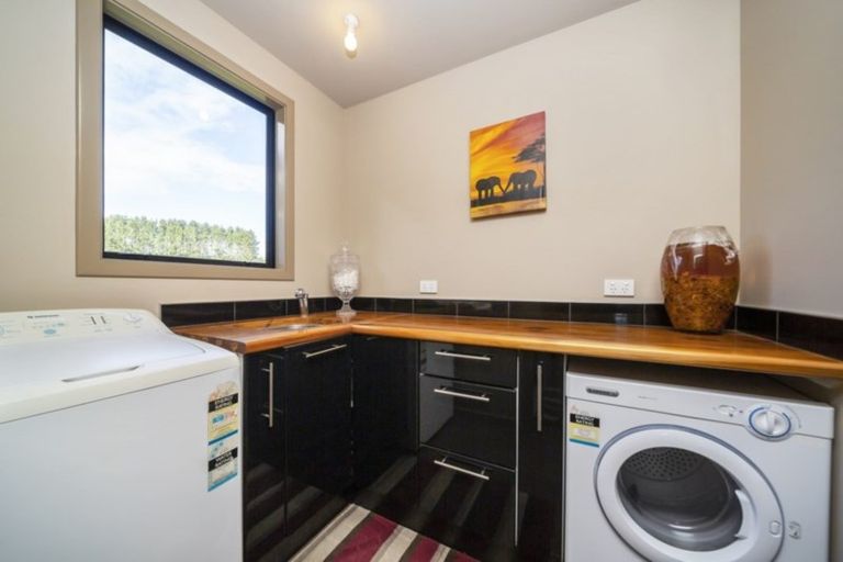 Photo of property in 63a Saxton Road, Upper Vogeltown, New Plymouth, 4371