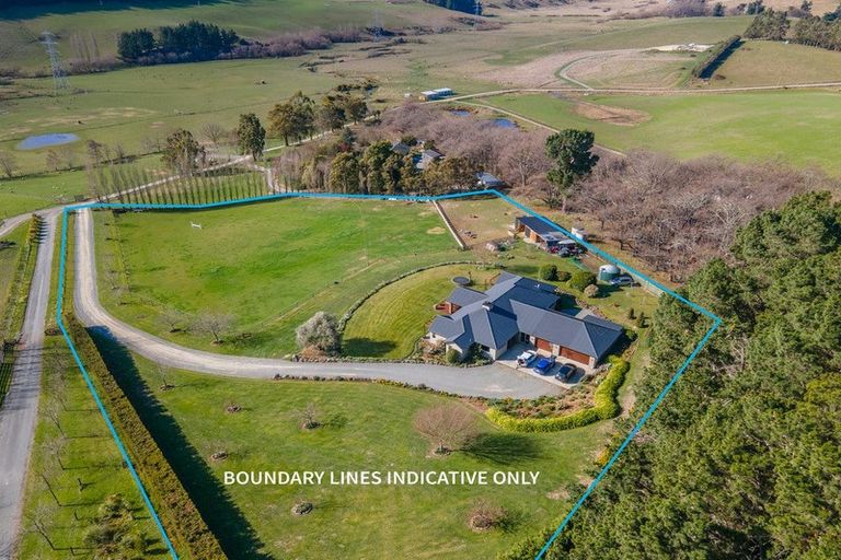 Photo of property in 151 Oakwood Road, Hadlow, Timaru, 7974