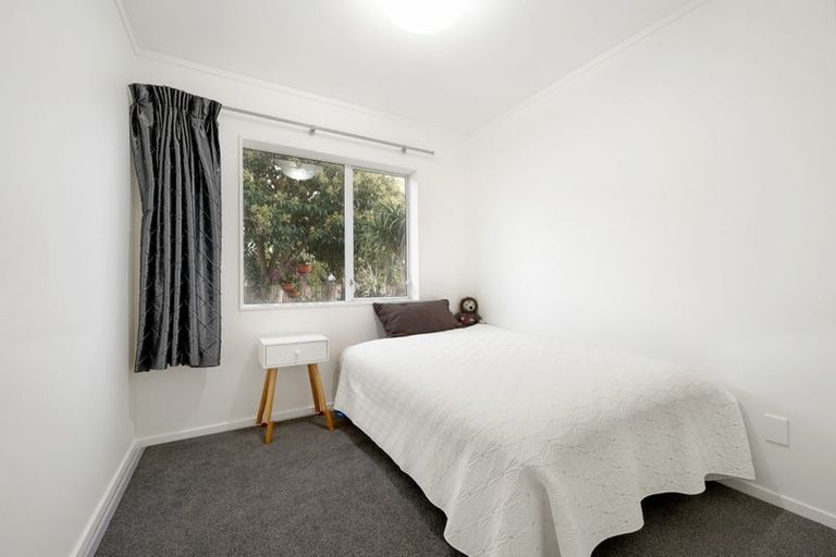 Photo of property in 9 Wattle Road, Sunnyvale, Auckland, 0612