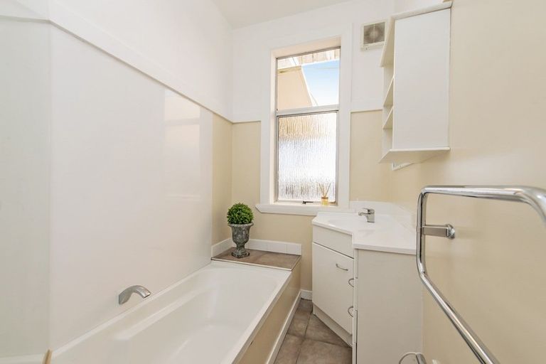 Photo of property in 1 Highfield Avenue, Dunsandel, 7682