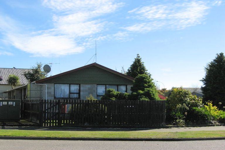 Photo of property in 3 Macaulay Street, Gleniti, Timaru, 7910