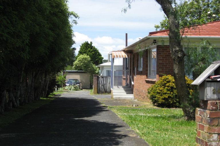 Photo of property in 1/24 Miller Road, Mangere Bridge, Auckland, 2022
