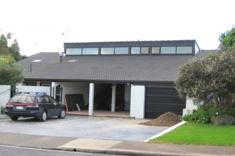 Photo of property in 52 Marellen Drive, Red Beach, 0932