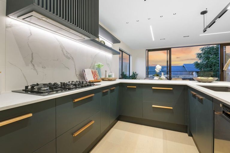 Photo of property in 47d Hastings Road, Mairangi Bay, Auckland, 0630