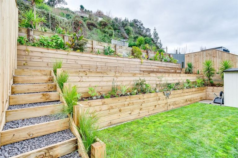 Photo of property in 5 Smale Terrace, Hospital Hill, Napier, 4110