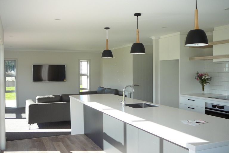 Photo of property in 11 Willoughby Place, Clyde, 9330