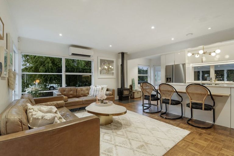 Photo of property in 9 Ranch Avenue, Beach Haven, Auckland, 0626