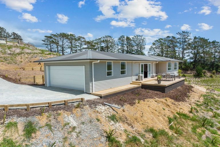 Photo of property in 155 Harwood Road, Waipu, 0582