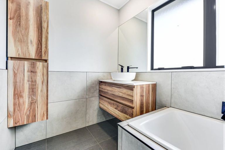 Photo of property in 21 Penney Green, Nawton, Hamilton, 3200