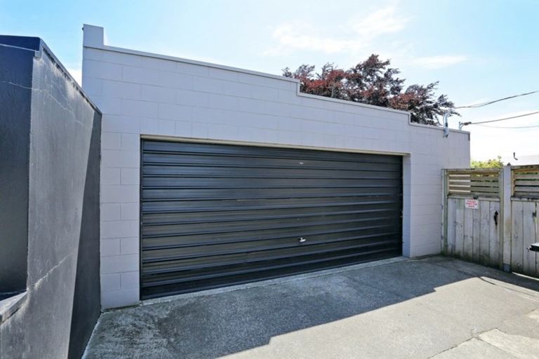 Photo of property in 12 Prince Street, Winton, 9720