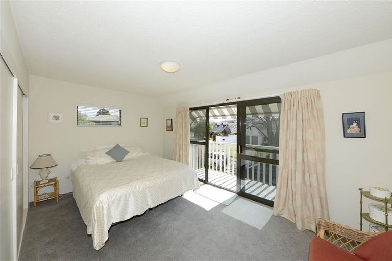 Photo of property in 8 Swithland Place, Avonhead, Christchurch, 8042