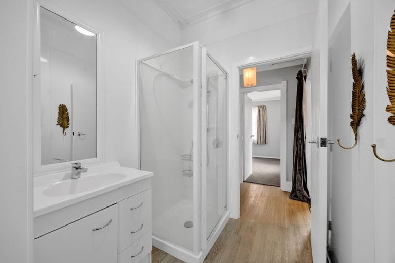 Photo of property in 23 Layard Street, Opunake, 4616