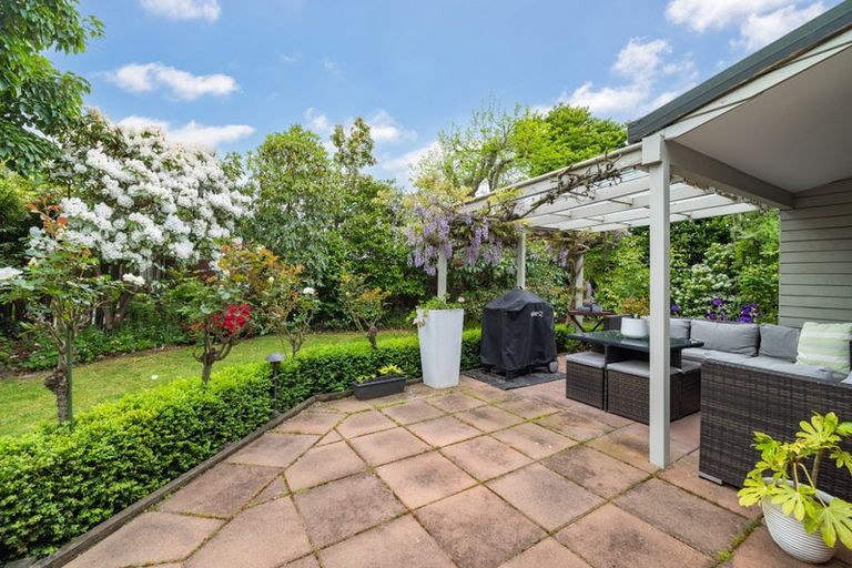 Photo of property in 37b Highland Place, Avonhead, Christchurch, 8042