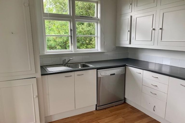 Photo of property in 8 Highgate Avenue, Merivale, Christchurch, 8014