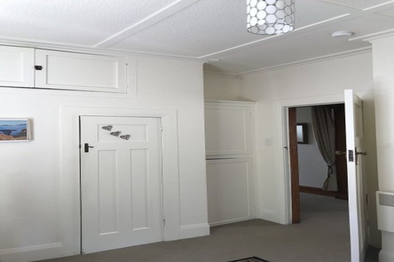 Photo of property in 76 Mitchell Street, Brooklyn, Wellington, 6021