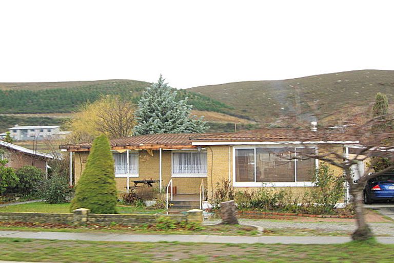 Photo of property in 104 Hazlett Street, Clyde, 9330