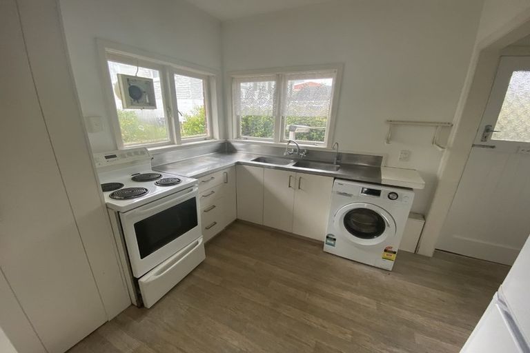 Photo of property in 1/7 Waterloo Road, Milford, Auckland, 0620