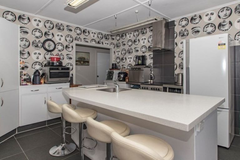 Photo of property in 16 Laurent Place, Greenmeadows, Napier, 4112