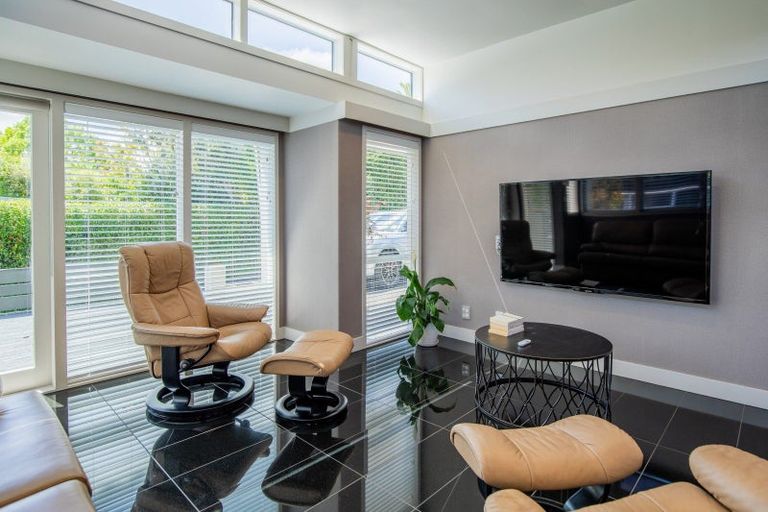 Photo of property in 8c Brassey Road, Saint Johns Hill, Whanganui, 4500