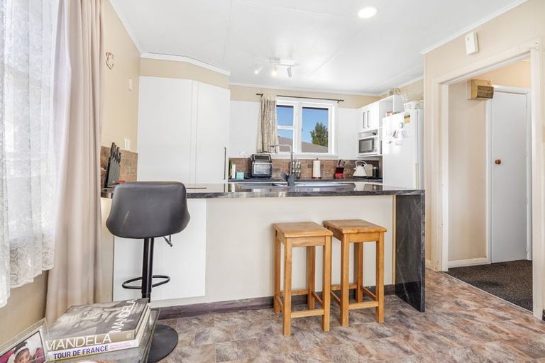 Photo of property in 42a Rawlings Street, Bader, Hamilton, 3206