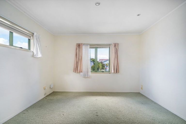 Photo of property in 11 Cholmondeley Crescent, Whitianga, 3510