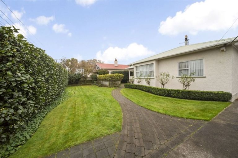 Photo of property in 14 Disraeli Street, Hawera, 4610