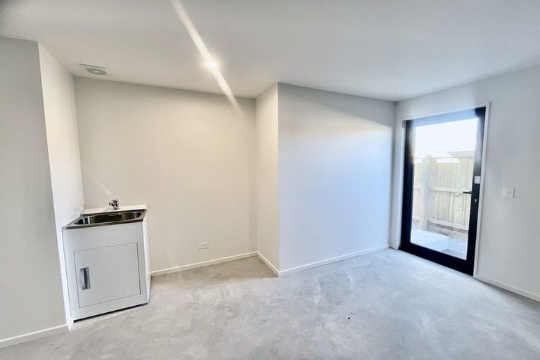 Photo of property in 10 Mehrtens Crescent, Woodend, 7691