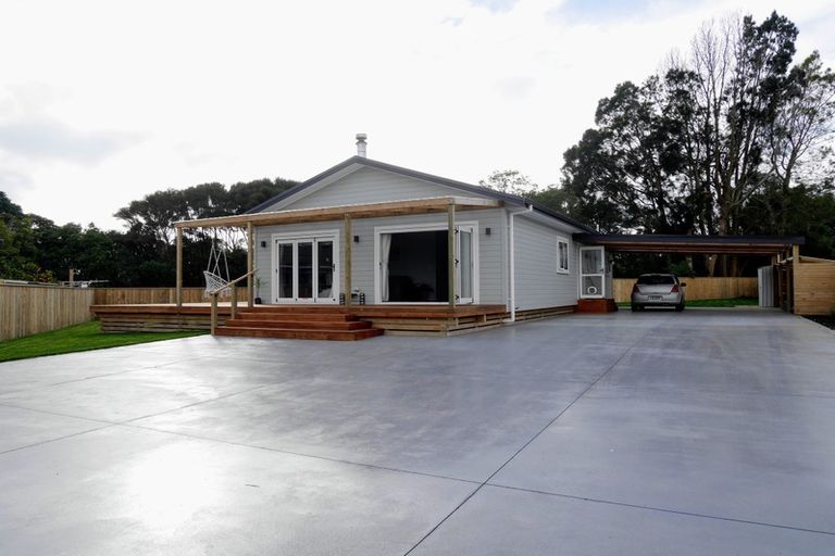 Photo of property in 8 Ngarue Place, Waitara, 4320