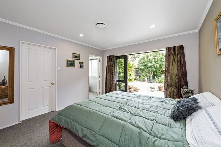 Photo of property in 11 Rickton Place, Rangiora, 7400