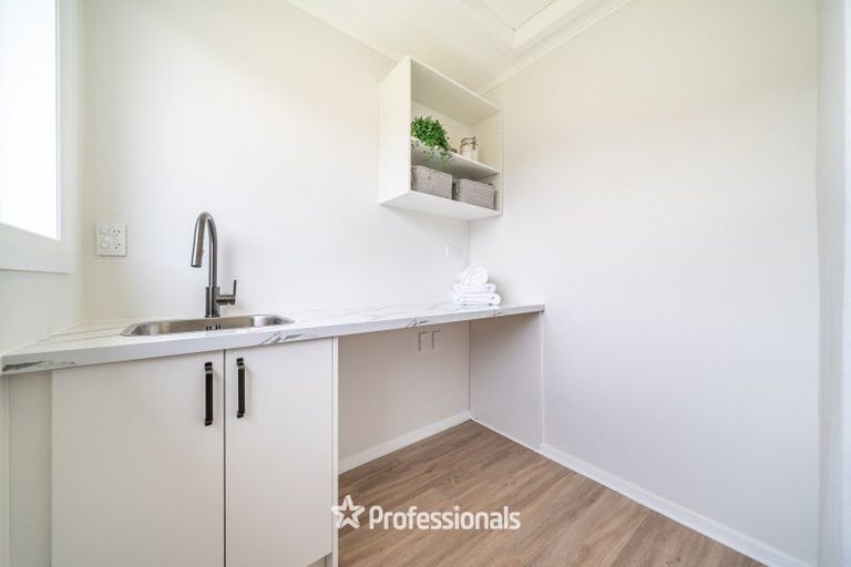 Photo of property in 17 Molesworth Street, Taita, Lower Hutt, 5011