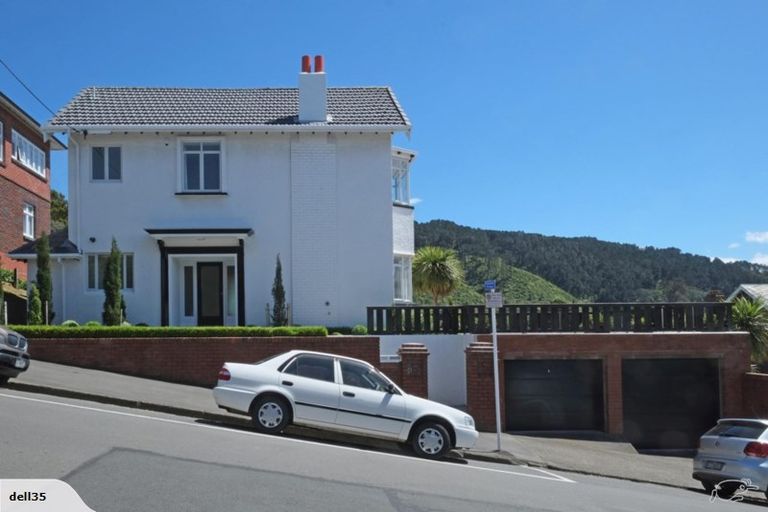 Photo of property in 100 Bolton Street, Kelburn, Wellington, 6012